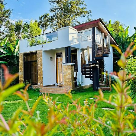 아루샤 Tiny House With Amazing View 아파트 외부 사진